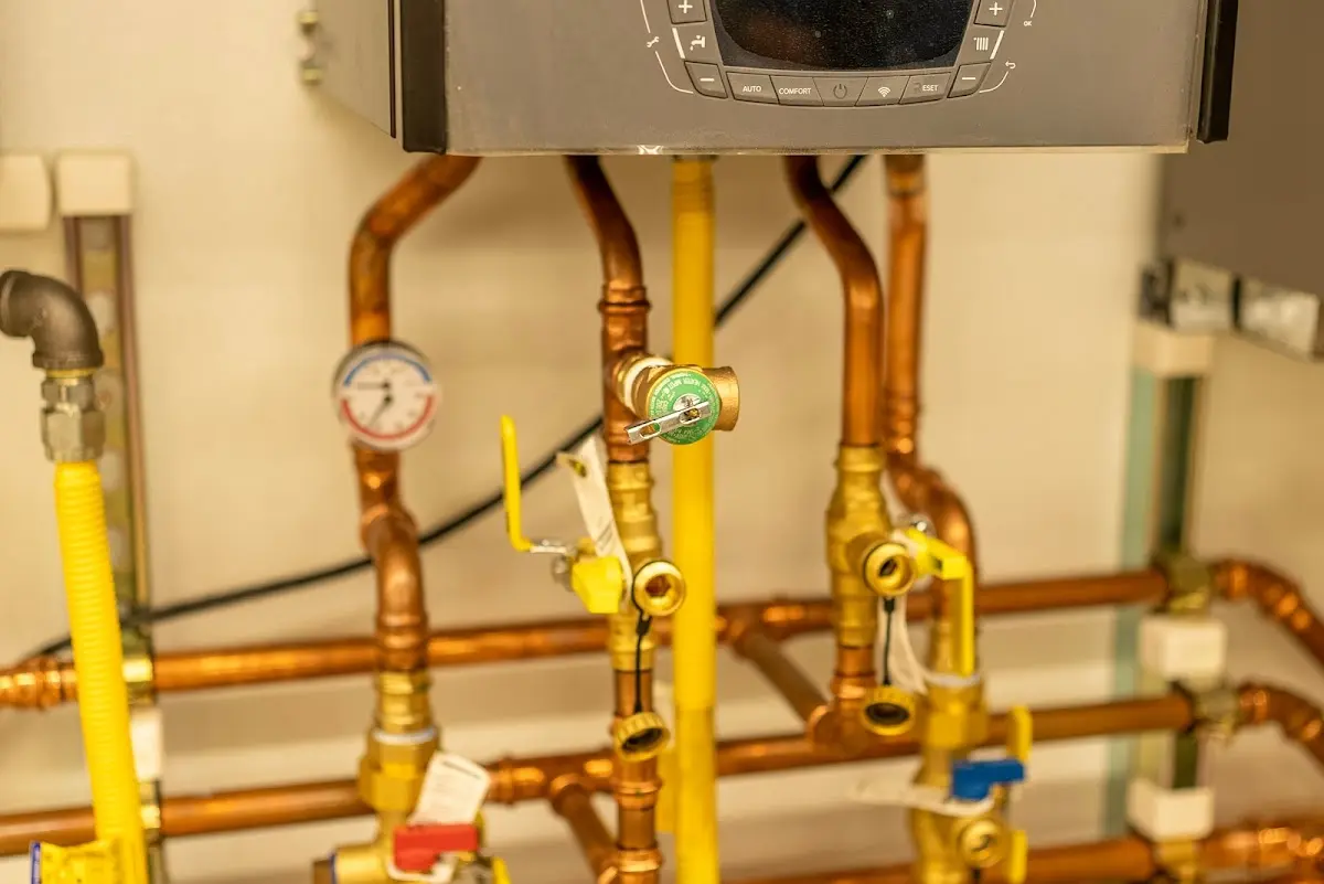 Licensed technician providing Slab Leak Repair for a homeowner in Kennewick